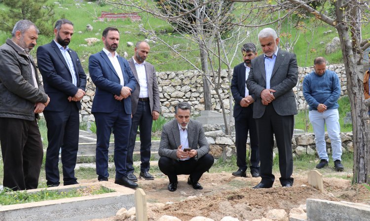 Yapıcıoğlu: İlker kardeşimiz en çok arzuladığı secde anında gülerek Rabbine kavuştu!