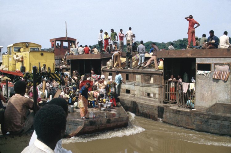 Orta Afrika Cumhuriyeti’nde batan teknede en az 58 kişi hayatını kaybetti