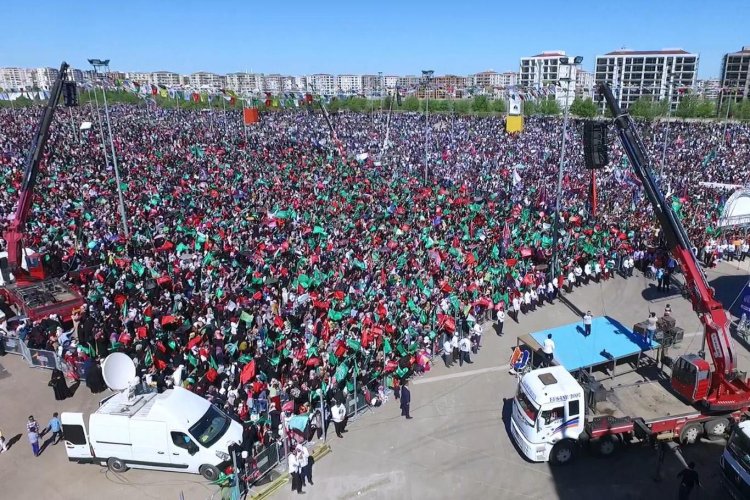 DEM'li Belediyeden Mevlid etkinliğine ulaşım talebine ret