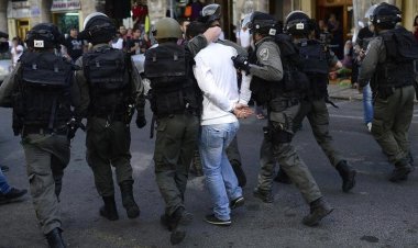 İşgal çetesi aralarında 8 yaşında bir çocuğun da olduğu 20 Filistinliyi esir aldı