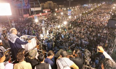 Pakistan Cemaat-i İslami'den Filistin'e destek gösterisi: Ey yöneticiler ABD’den korkmayın