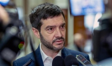 İspanyol Bakan Bustinduy: israil Gazze'de açık bir soykırım yapıyor!