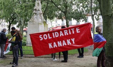 Fransa'da Yeni Kaledonya ile dayanışma gösterisi düzenlendi