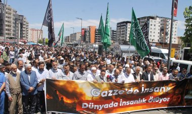 Peygamber Sevdalıları Vakfı: Yöneticilerimizi karar almaya, harekete geçmeye zorlamalıyız