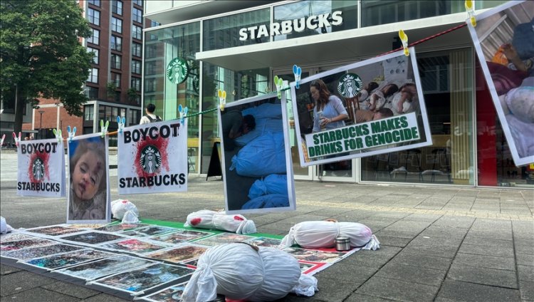 Starbucks'ın küresel satışları boykot sonrası düşüşünü sürdürdü