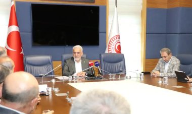 Yapıcıoğlu: Vatandaşlık kanunu teklifimiz Meclis'in üzerinde oy birliğiyle anlaşabileceği bir husus