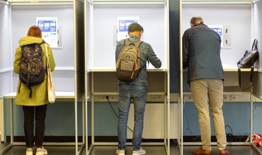 Hollanda'da AP oylaması başladı