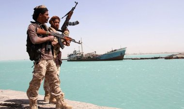 Husiler: Kızıldeniz'de İsrail'e giden 2 gemiyi hedef aldık