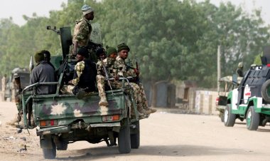 'Boko Haram'dan kaçan kızları Nijerya ordusu hukuksuz alıkoyuyor'