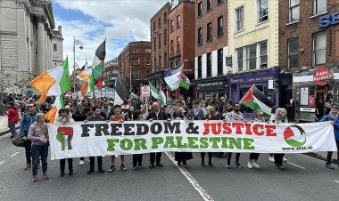 İrlanda'da işgalci İsrail'e karşı gösteri düzenlendi