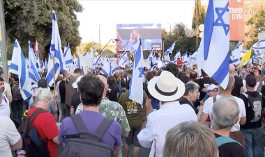İsrailliler, Batı Kudüs’te hükümete karşı gösteri düzenledi