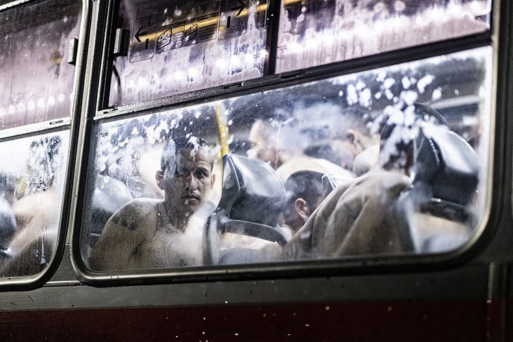 Amerika kıtasının en büyük hapishanesine 2 bin çete üyesi nakledildi
