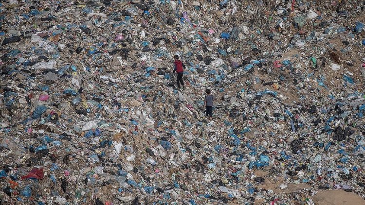 BM: Gazze'de 330 bin ton atık birikti
