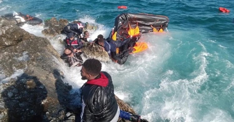 AP milletvekilleri Yunanistan'ın geri itmelerine dair yeni iddiaların soruşturulmasını istedi