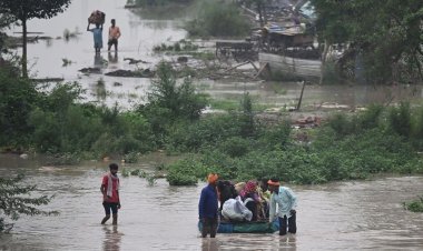Hindistan'da şiddetli yağışlar sebebiyle 56 kişi öldü