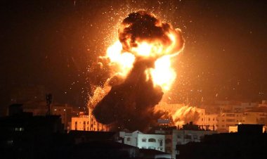 Gazze'ye gece boyunca bomba yağdı