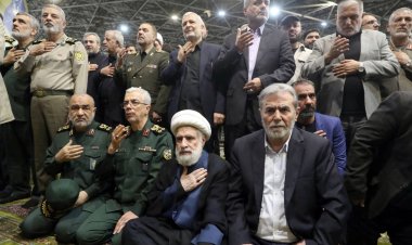 İran'daki üst düzey askeri komutanlar: Direniş Cephesi ile misilleme koordinasyonu sağlıyoruz