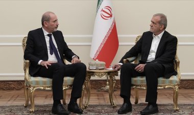 İran Cumhurbaşkanı Pezeşkiyan: Siyonistlerin küstahlığı cevapsız kalmayacak