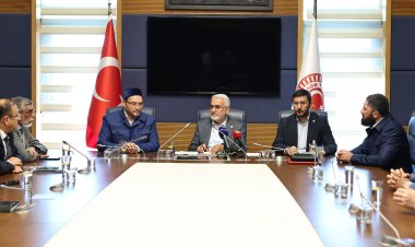 Yapıcıoğlu: Mutlak kötülük olan siyonizme karşı insanlığın ortak bir mücadeleye girişmesi gerekir