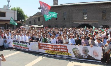 İslami STK'lar: Müslüman devletleri, halklar gibi cesur olmaya davet ediyoruz