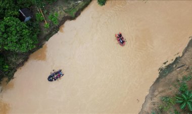 Endonezya'nın Ternate Adası'nda sel nedeniyle 11 kişi öldü
