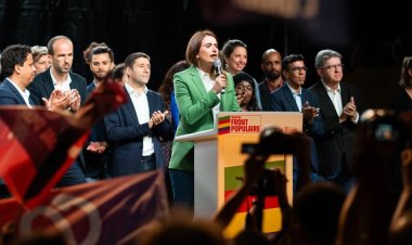 'Bu Seçim Bizden Çalınıyor': Fransız Solu Macron'a karşı kitlesel protesto çağrısı yaptı