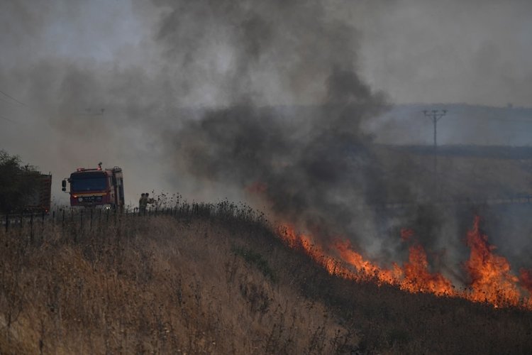 'İsrail' yanıyor: Hizbullah saldırıları yaklaşık 200 bin dönüm araziyi alevlere boğdu