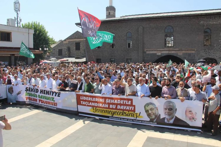 İslami STK'lar: Müslüman devletleri, halklar gibi cesur olmaya davet ediyoruz