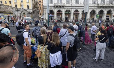 İtalya'da ulaşım sektöründe çalışanlar greve gitti