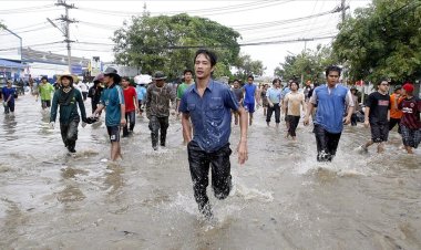 Tayland'da seller 36 binden fazla haneyi sular altında bıraktı