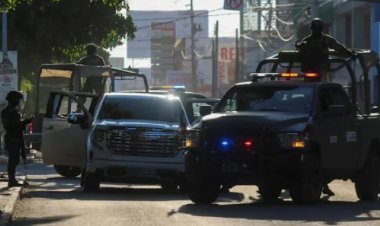 Meksika'da kartel savaşı: 100'den fazla ölü ve kayıp