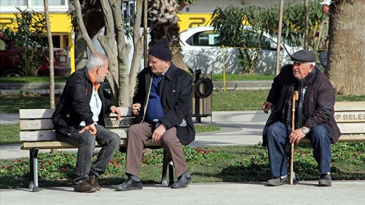 Türkiye'de ortalama yaşam süresi 77,3 yıl oldu