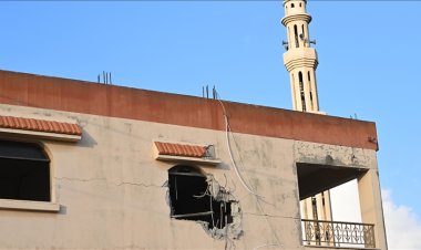 İsrail, Lübnan’da bir camiye hava saldırısı düzenlediğini itiraf etti