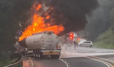 Nijerya'da devrilen akaryakıt tankeri patladı: 147 ölü, 300 yaralı