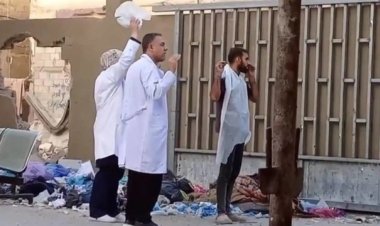 İsrail, Gazze'de Kemal Advan Hastanesi'ndeki tüm erkek sağlık personelini esir aldı