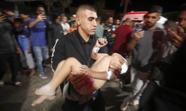 Terör rejimi Gazze'de 3 eve düzenlediği saldırılarda 20 Filistinliyi katletti