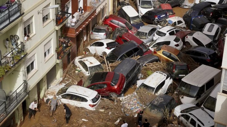 İspanya'da aşırı yağışlardan 50 kişi hayatını kaybetti