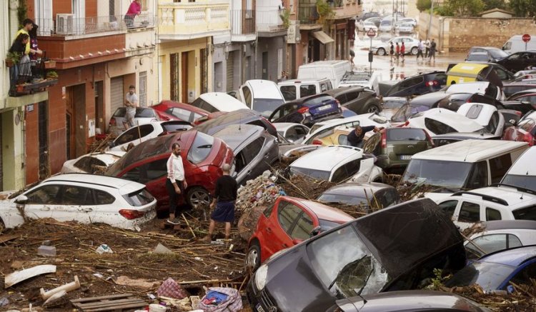 İspanya'daki sel felaketinde ölü sayısı 72'ye yükseldi
