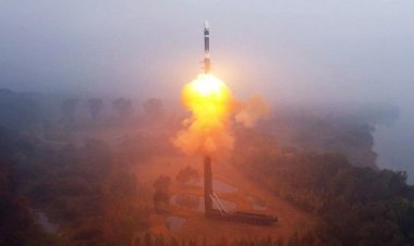 Kuzey Kore kıtalararası balistik füzesinin başarıyla test edildiğini duyurdu