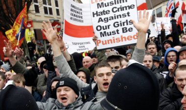 Avrupa'da göçmen karşıtlığı da Müslüman karşıtlığına dönüşüyor