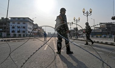 Cammu-Keşmir Meclisi, bölgeye özel statünün geri getirilmesini öngören yasa tasarısını onayladı