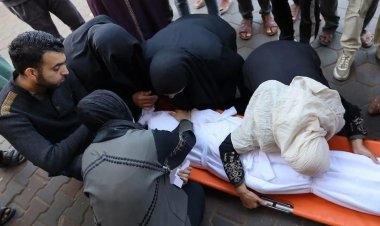 İşgalci İsrail kana doymuyor: Gazze'de şehit sayısı 52 bin 243'e yükseldi