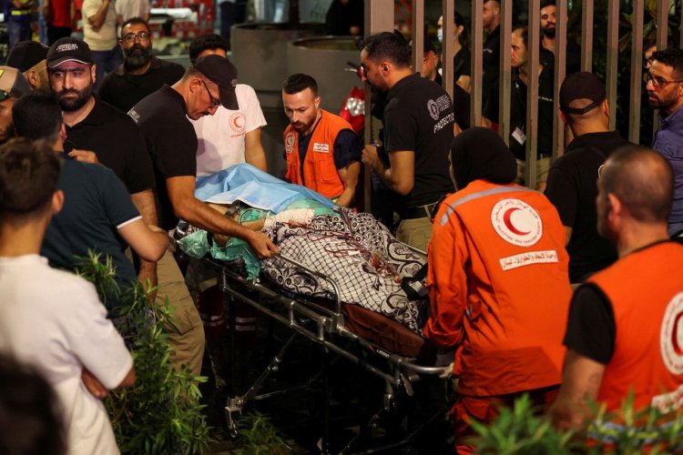 Katil İsrail 2 sağlık görevlisini doğrudan hedef alarak şehid etti