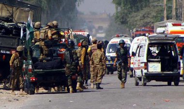 Pakistan'daki aşiretler arasında çıkan çatışmada ölü sayısı 130'a yükseldi