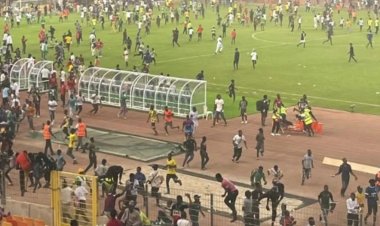 Gine'de yaşanan izdihamda ölü sayısı 135'e yükseldi