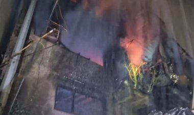 Filipinler'de bir ev yangınında 6 kişi öldü