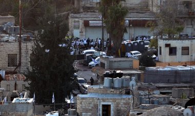 İşgalci gasıp rejim, El-Halil kentinde bir yılda 14 yeni "kaçak yerleşim birimi" kurdu