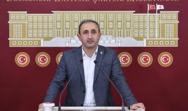 HÜDA PAR: Çifte vatandaş siyonistlerle ilgili kanun teklifimiz artık Meclis gündemine gelmeli!