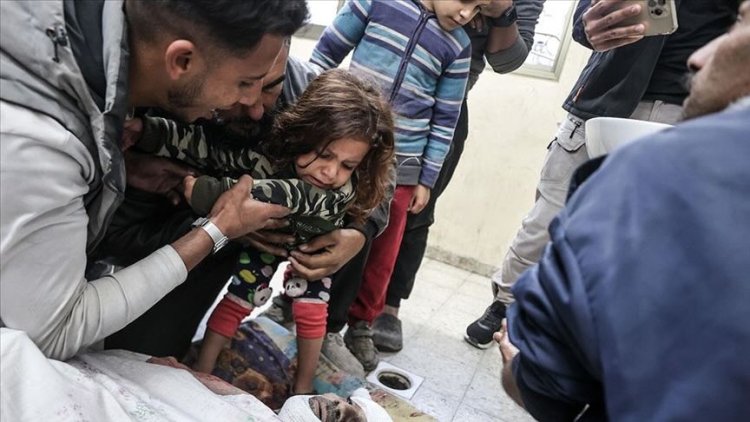 Terör rejimi Gazze Şeridi’nde iki apartmanı hedef aldı: En az 25 kişi şehid oldu