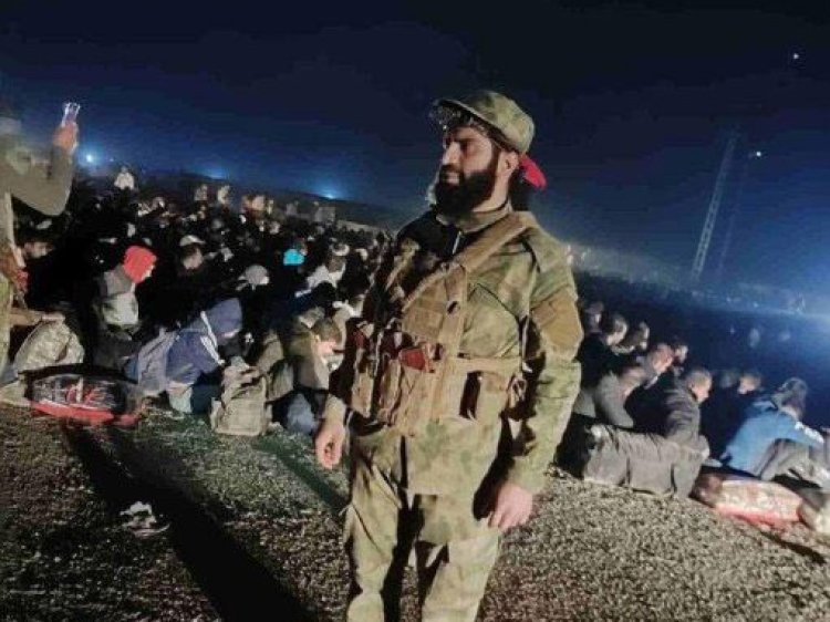 Mahir Esed’in, Irak’a kaçan askerleri Suriye’ye teslim edildi